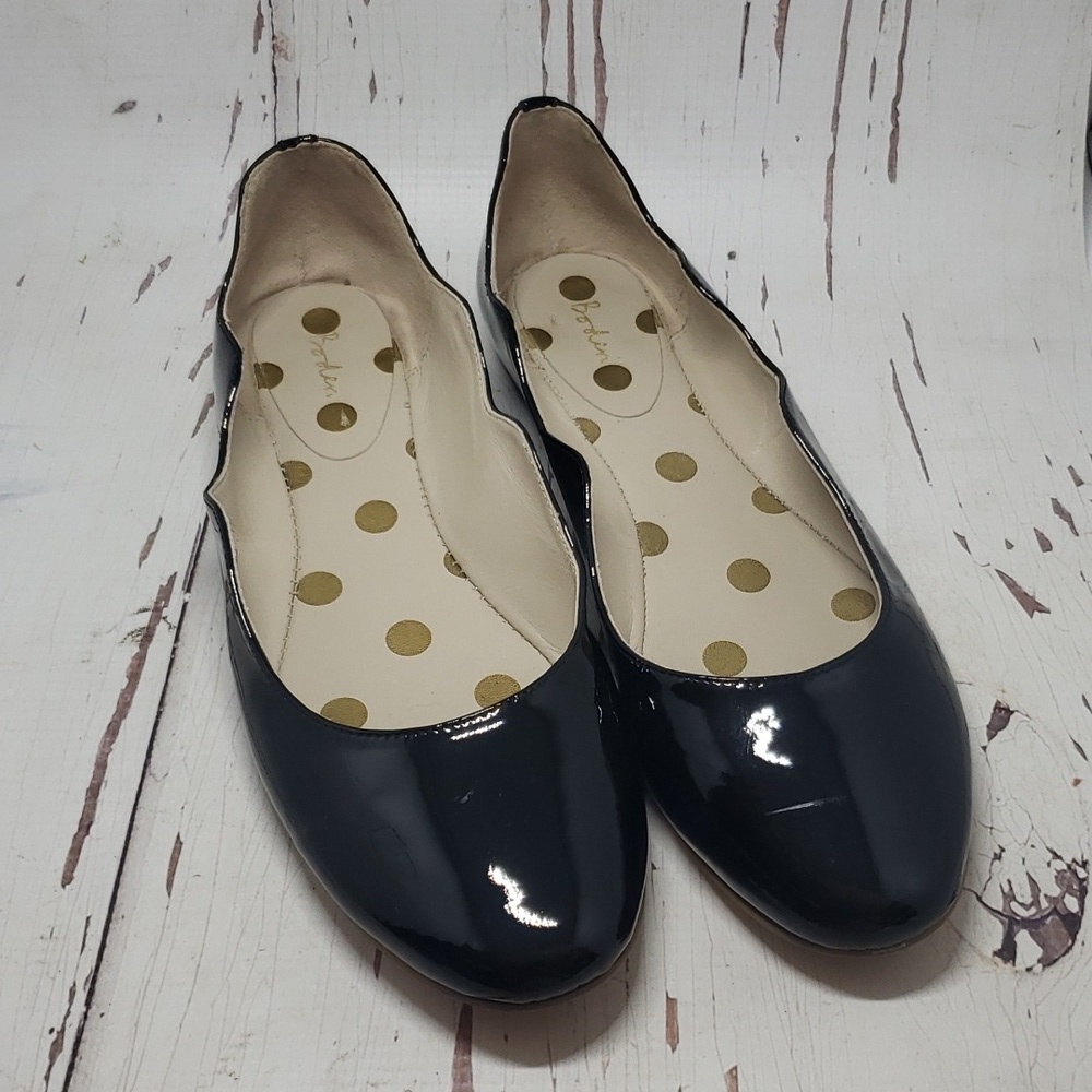 Boden Navy Patent Scalloped Ballet Flats
